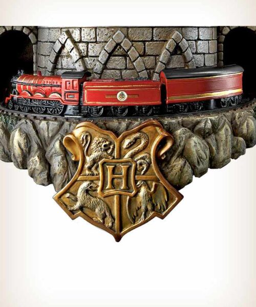 Harry Potter Wall Clock Harry Potter Wall Clock | Fully-Sculpted Hogwarts Castle