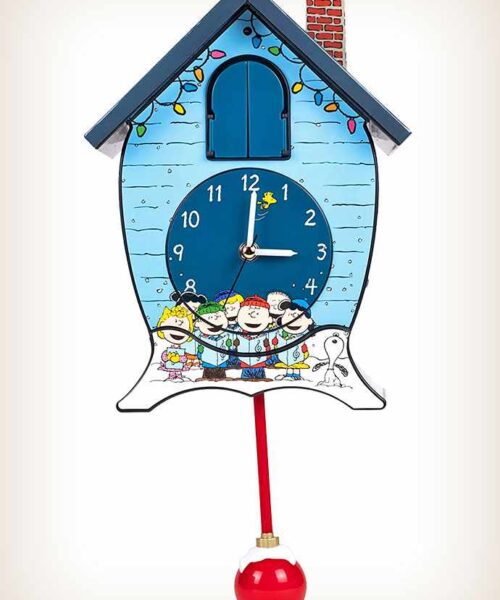 Peanuts Gang Snoopy Cuckoo Clock